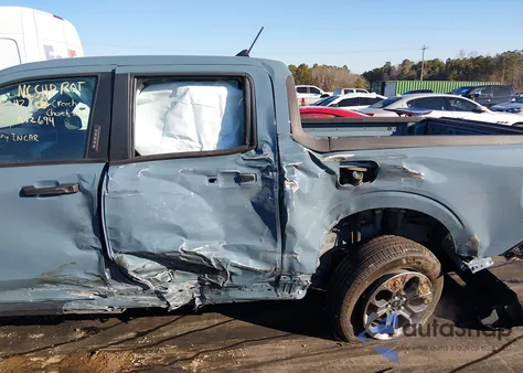 2023 Ford Maverick Xlt z USA, uszkodzony, nr VIN 3FTTW8E94PRA52694